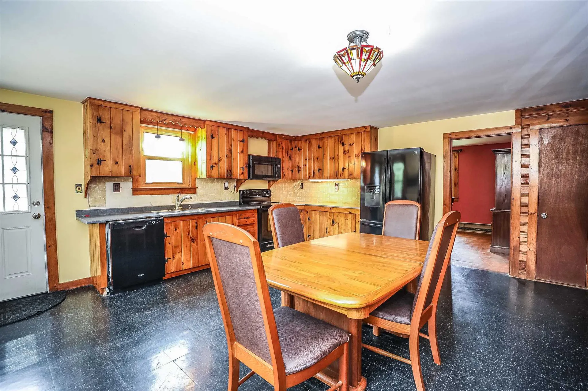 463 Chester Turnpike Candia NH 03034