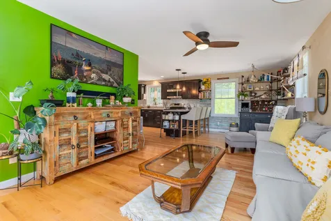 58 Morgan Drive Epping NH 03042