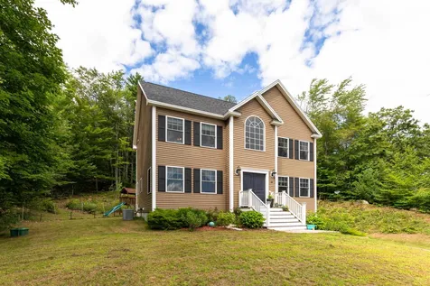 58 Morgan Drive Epping NH 03042