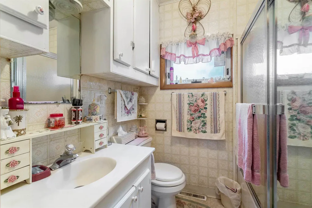 120 Palm Street Nashua NH 03060