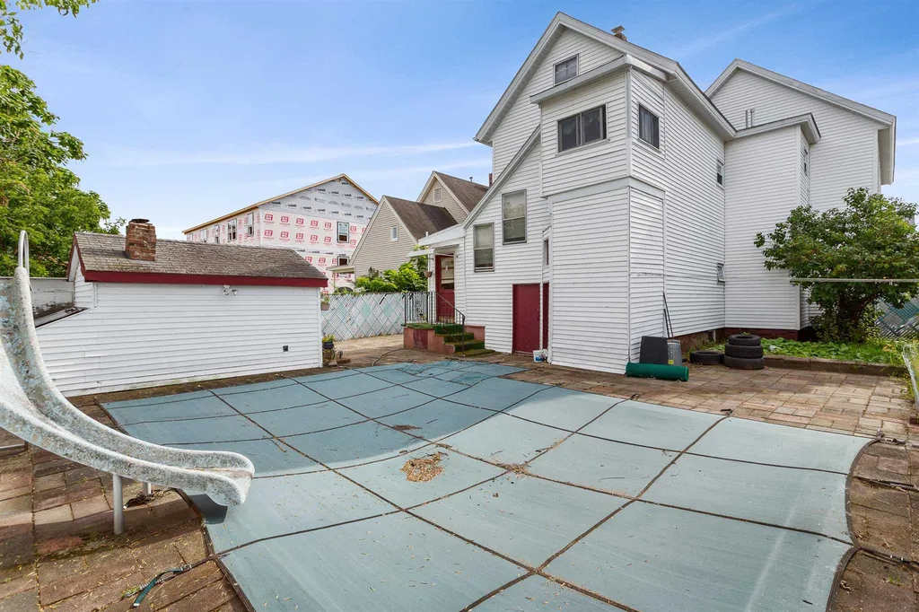 120 Palm Street Nashua NH 03060