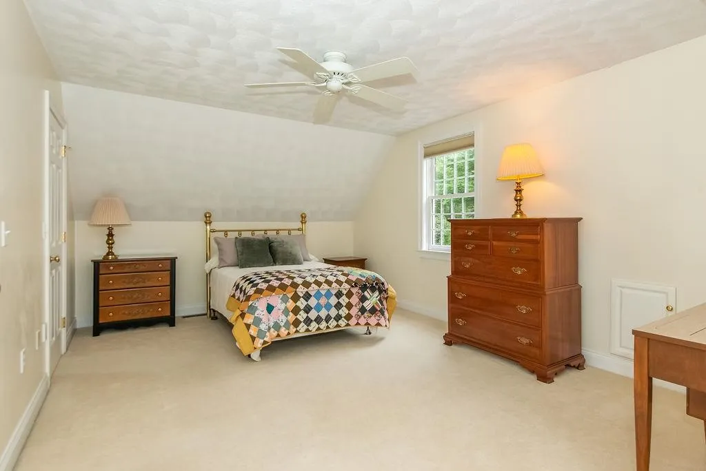 11 Cullen Way Exeter NH 03833