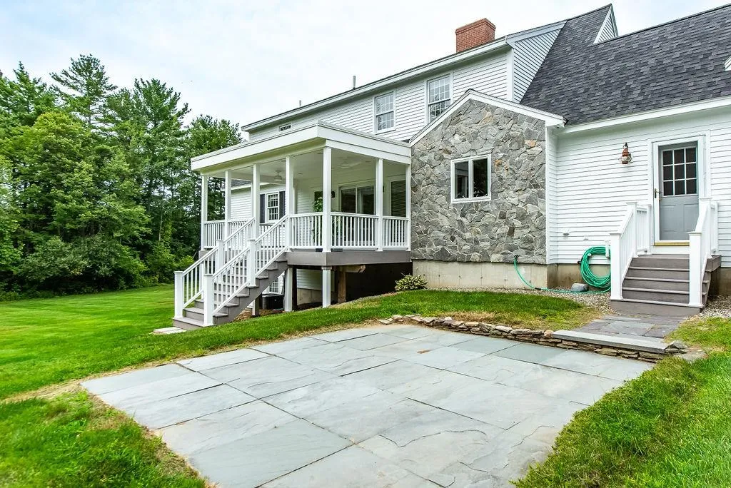 11 Cullen Way Exeter NH 03833