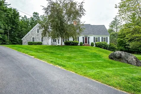 11 Cullen Way Exeter NH 03833