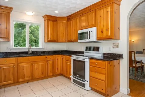 11 Cullen Way Exeter NH 03833