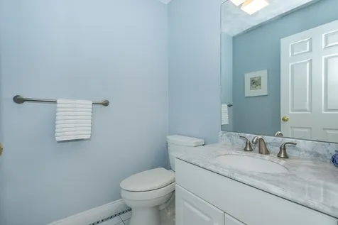 11 Cullen Way Exeter NH 03833