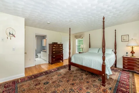 11 Cullen Way Exeter NH 03833