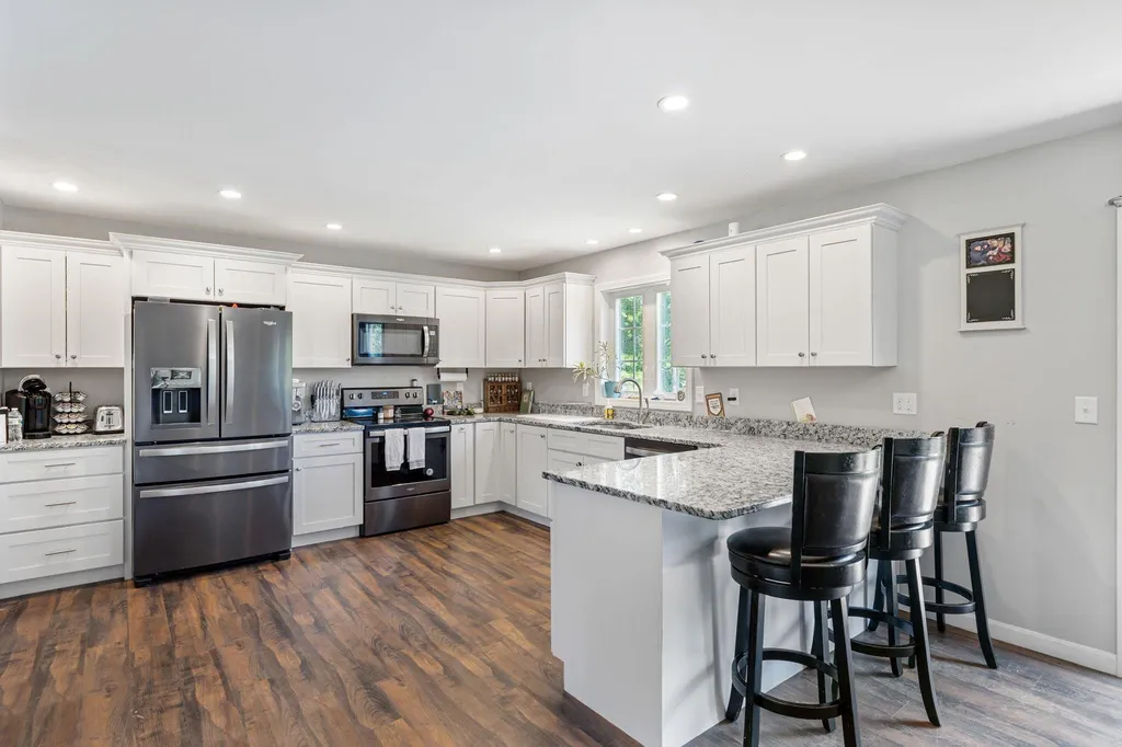 7 Merrill Drive Chichester NH 03258