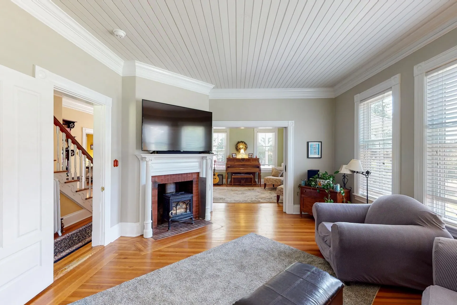 17 Forest Road Wolfeboro NH 03894