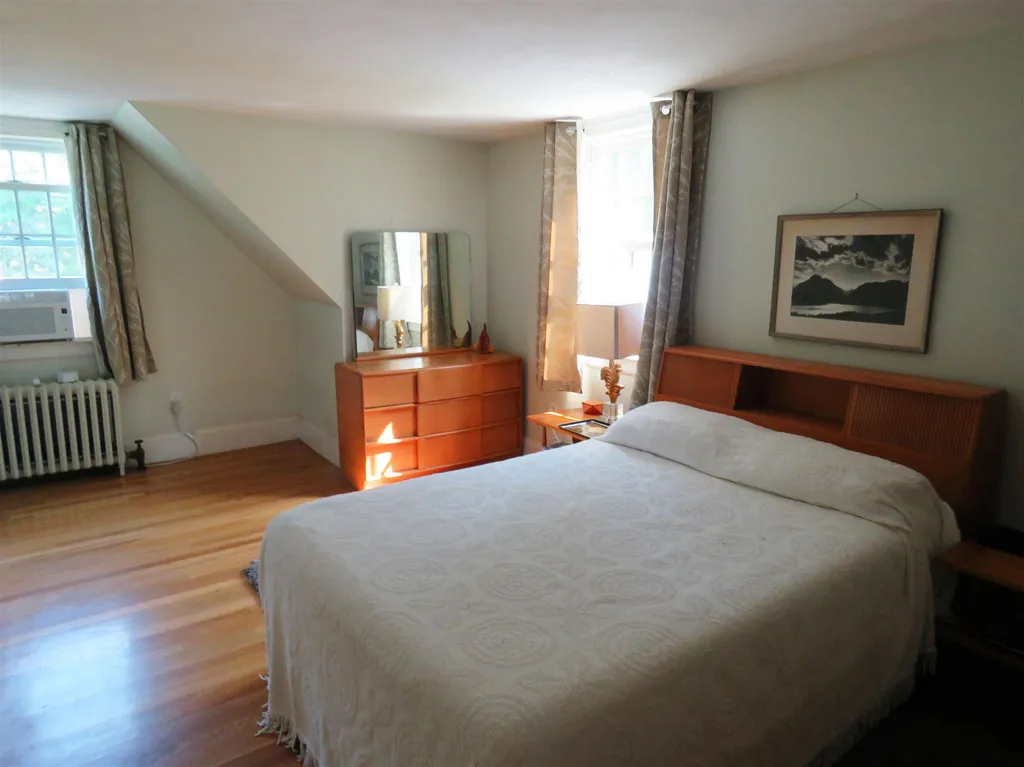 102 Madbury Road Durham NH 03824