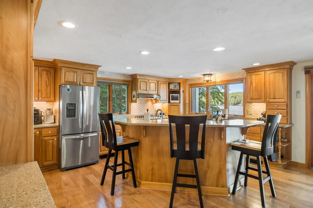 6 Owls Head Point Road New Durham NH 03855