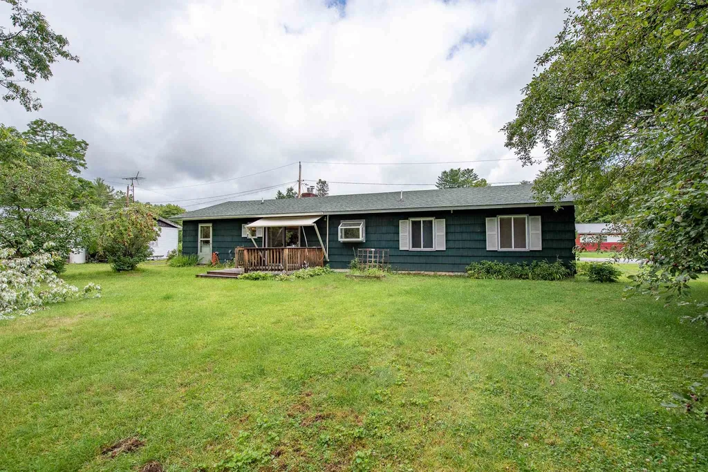 71 Patriots Drive Littleton NH 03561