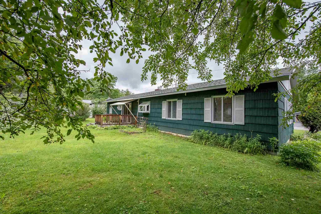 71 Patriots Drive Littleton NH 03561