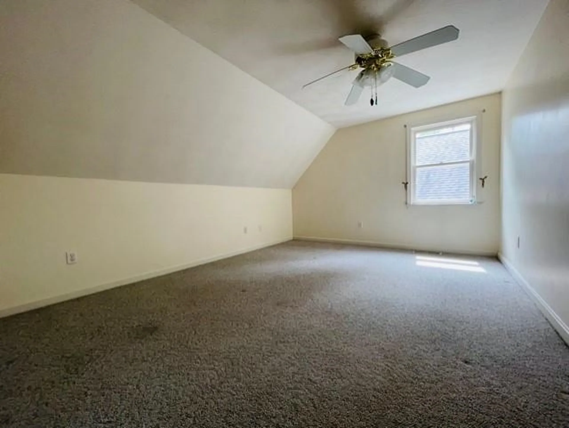 74 Butterfield Mill Road New Boston NH 03070