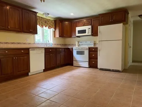 74 Butterfield Mill Road New Boston NH 03070