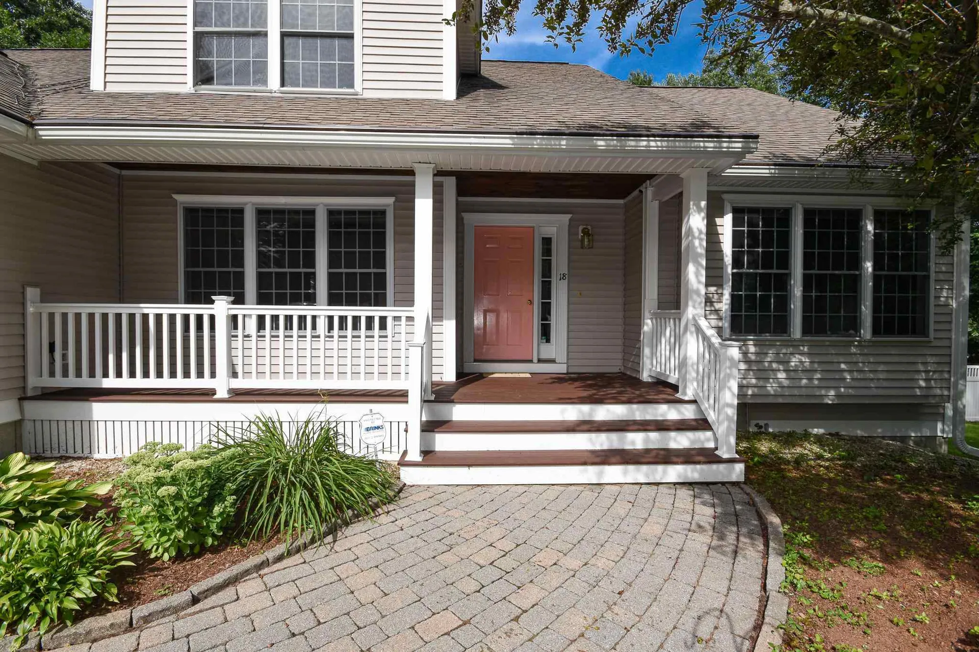18 Quaker Lane Dover NH 03820