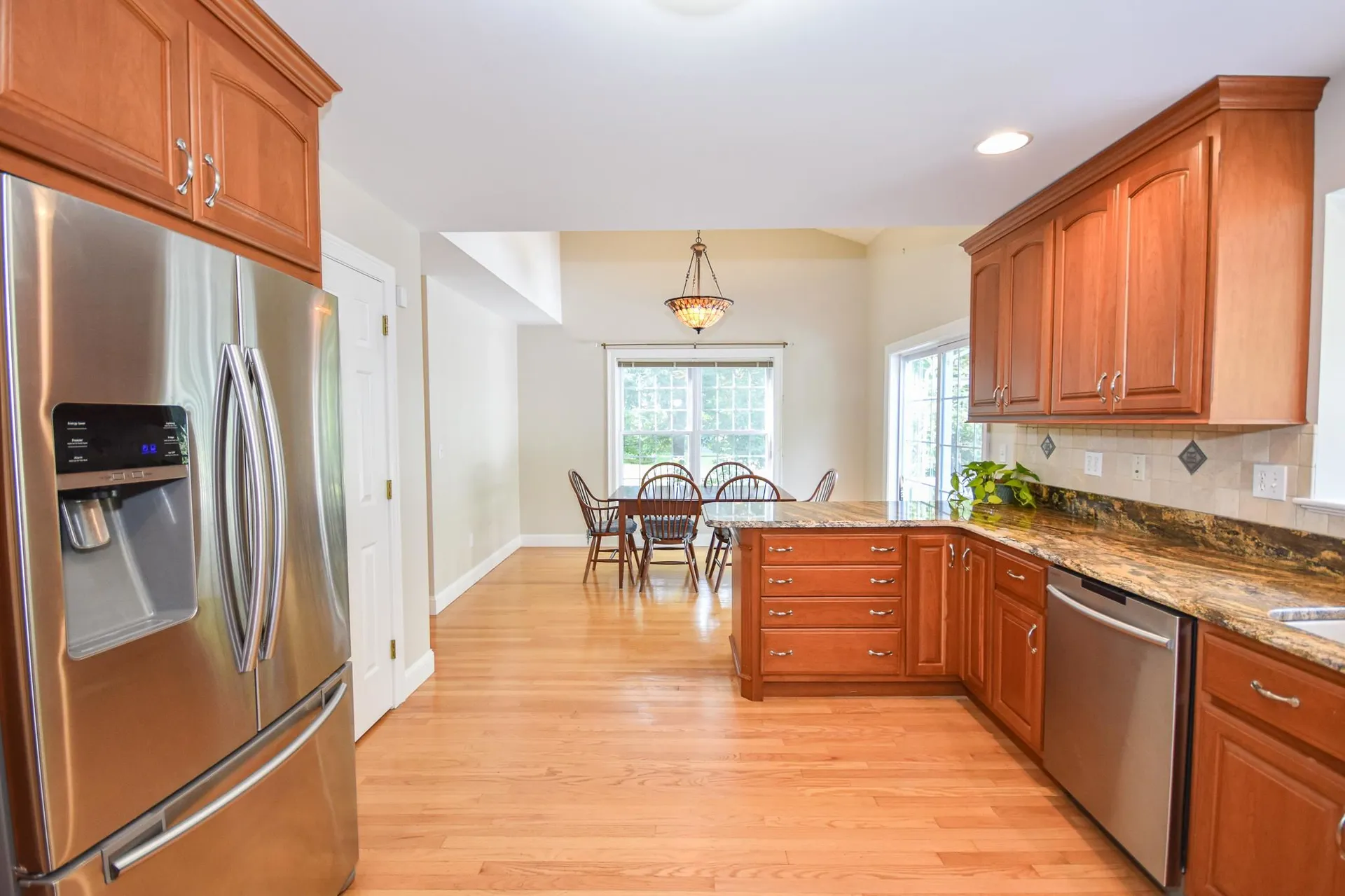 18 Quaker Lane Dover NH 03820