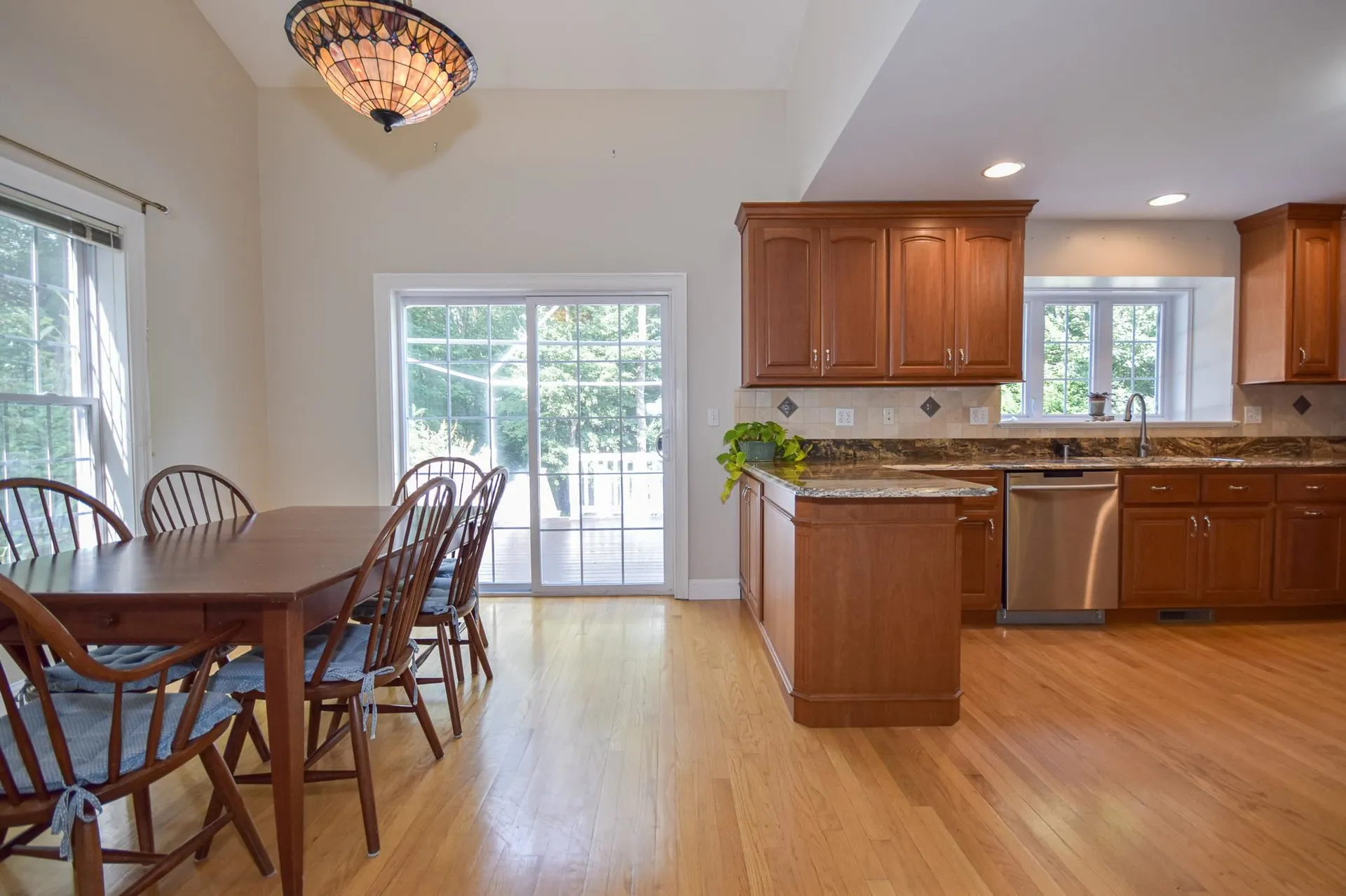 18 Quaker Lane Dover NH 03820