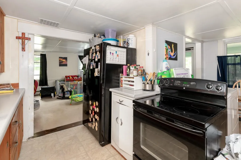14 Beech Street Laconia NH 03246
