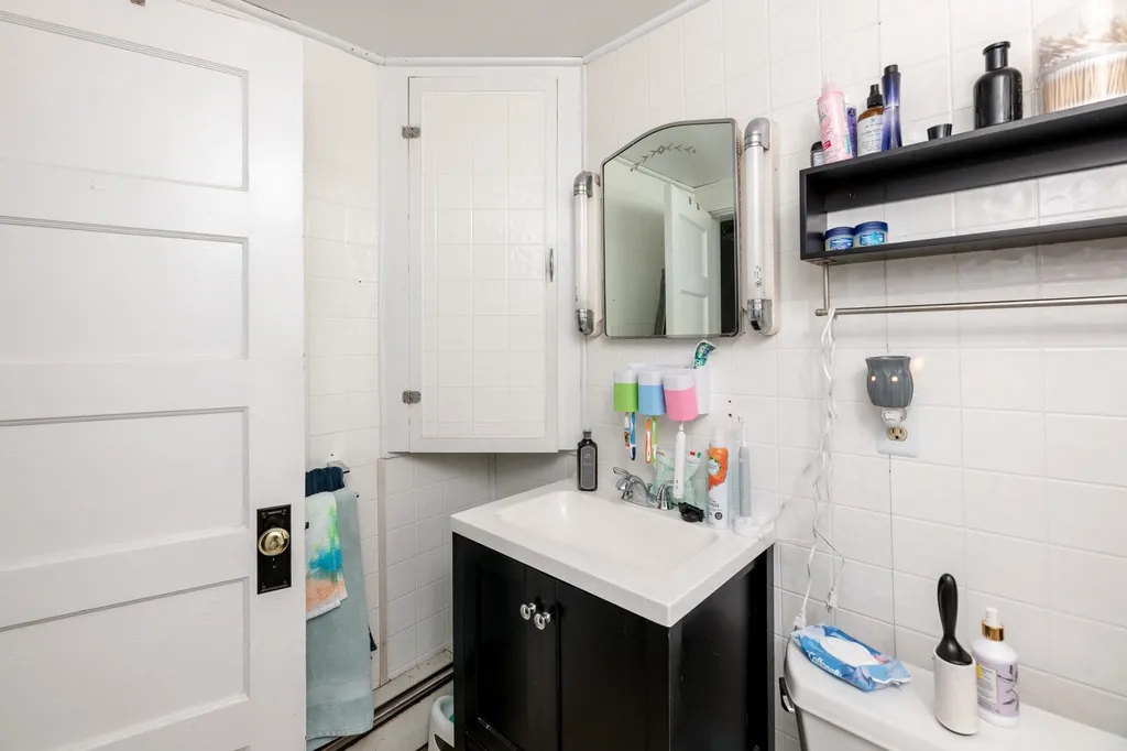 14 Beech Street Laconia NH 03246