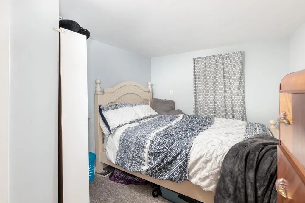 14 Beech Street Laconia NH 03246