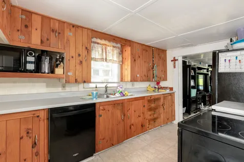 14 Beech Street Laconia NH 03246