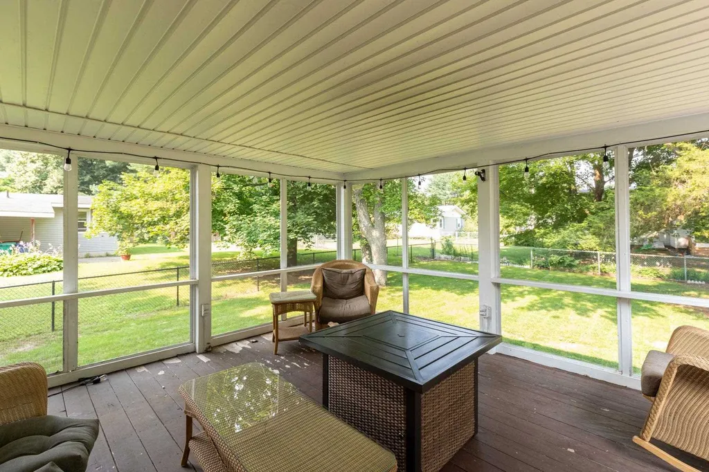 9 Richard Street Hampton NH 03842