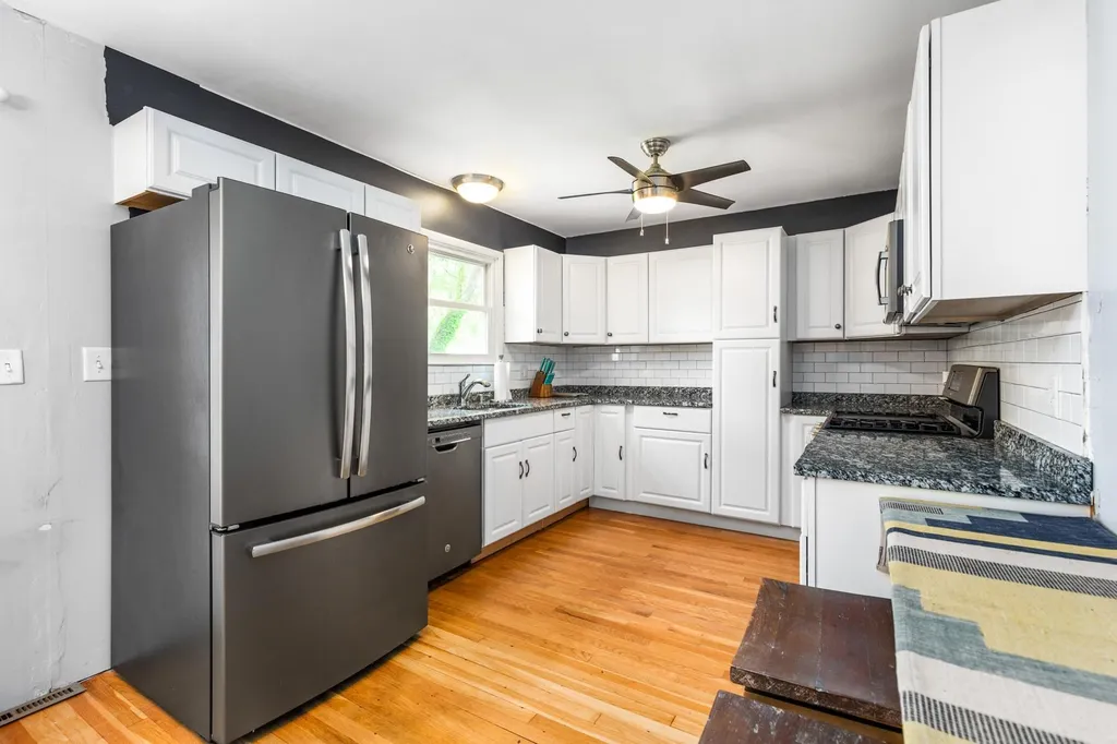 9 Richard Street Hampton NH 03842