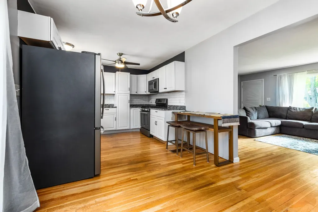 9 Richard Street Hampton NH 03842