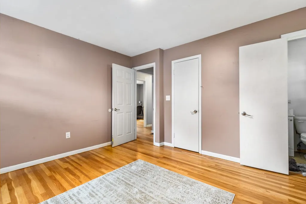 9 Richard Street Hampton NH 03842
