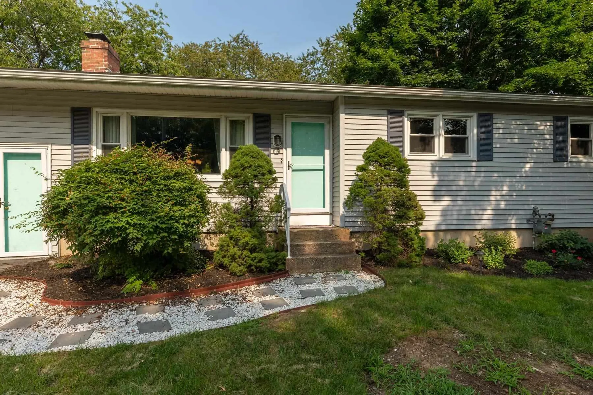 9 Richard Street Hampton NH 03842