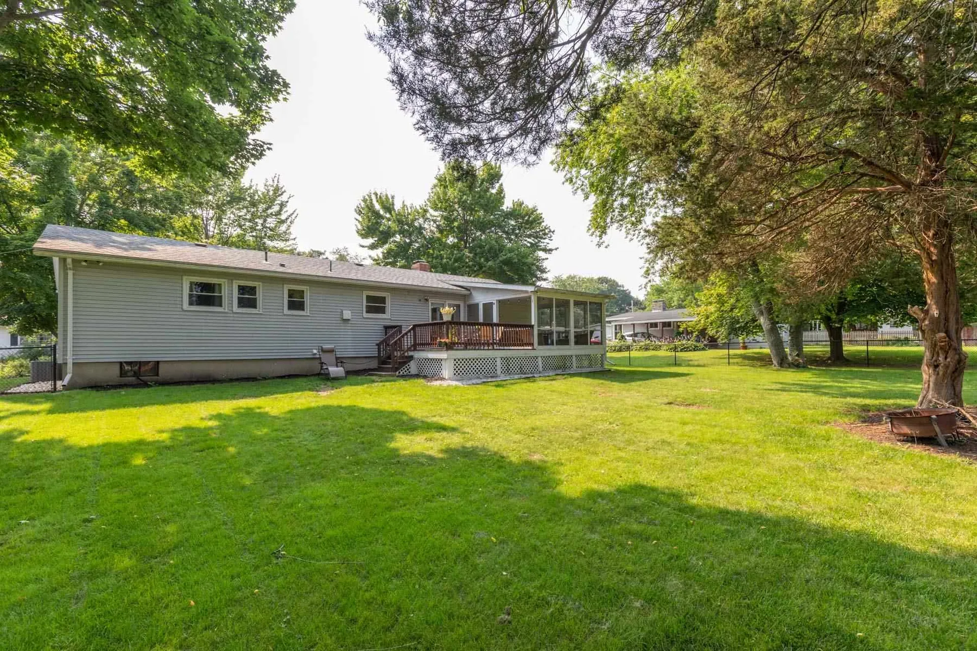 9 Richard Street Hampton NH 03842