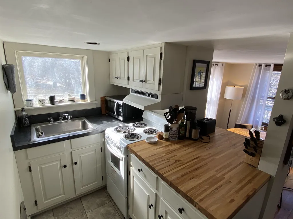 783 East Woodstock Road Woodstock VT 05091