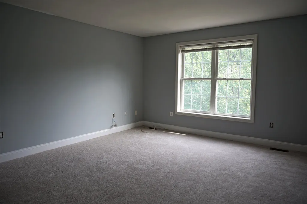 38 Cherrywood Drive Nashua NH 03062