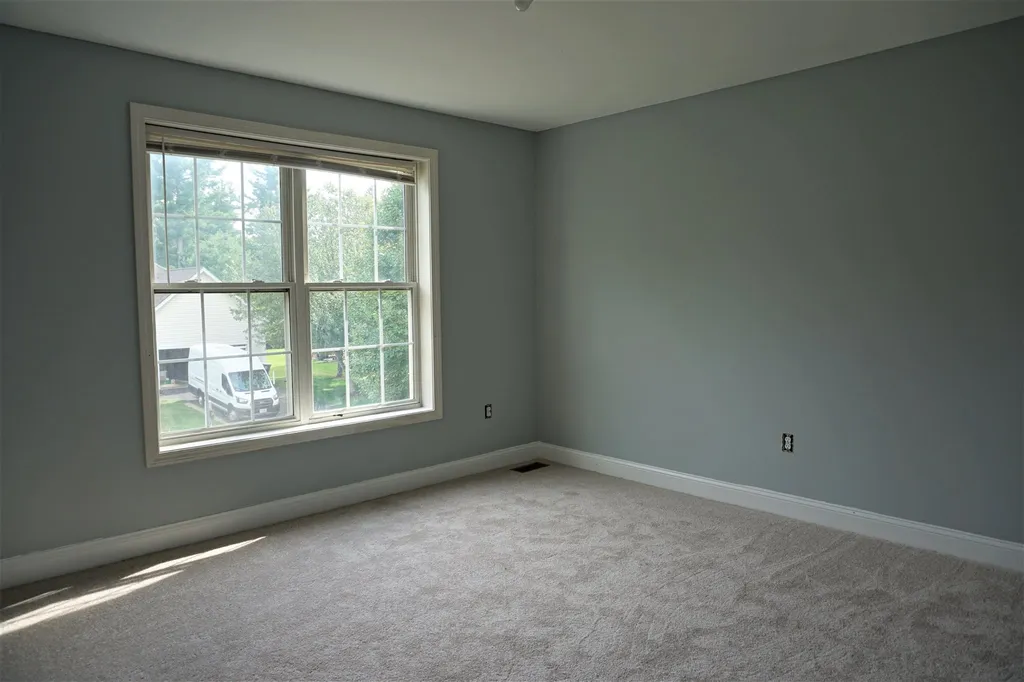 38 Cherrywood Drive Nashua NH 03062