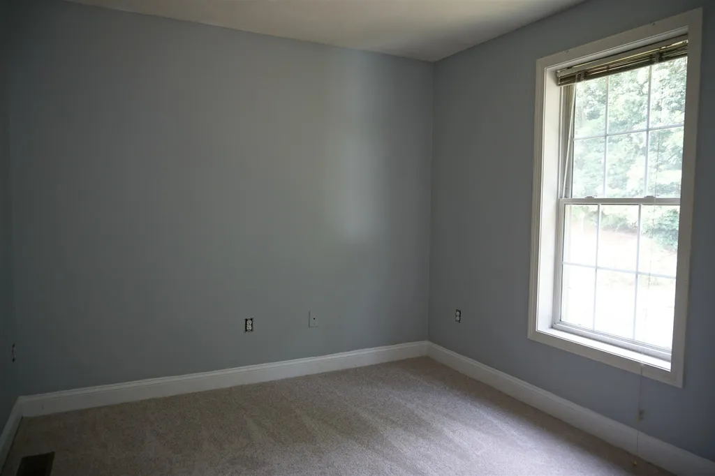 38 Cherrywood Drive Nashua NH 03062