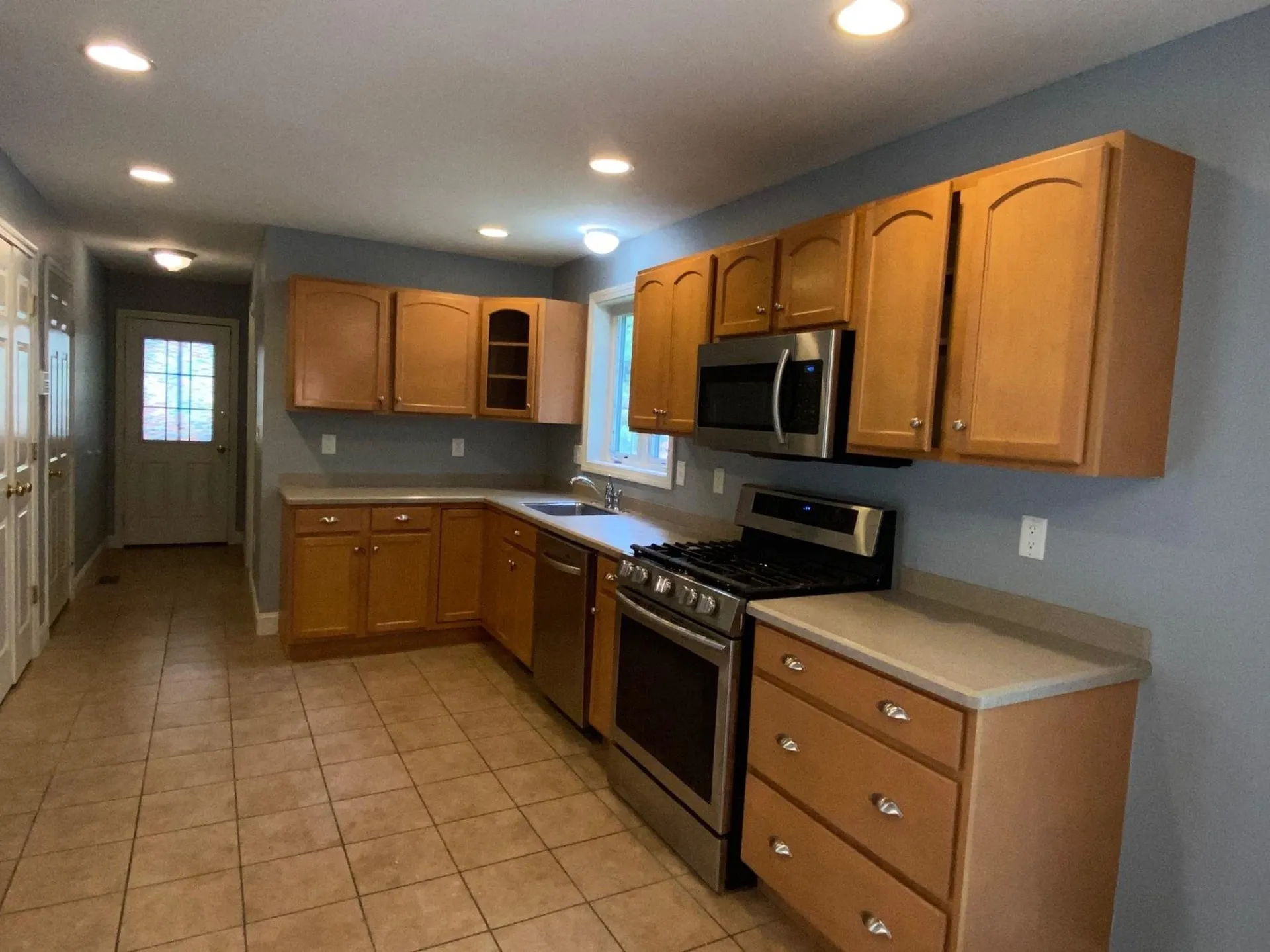 38 Cherrywood Drive Nashua NH 03062