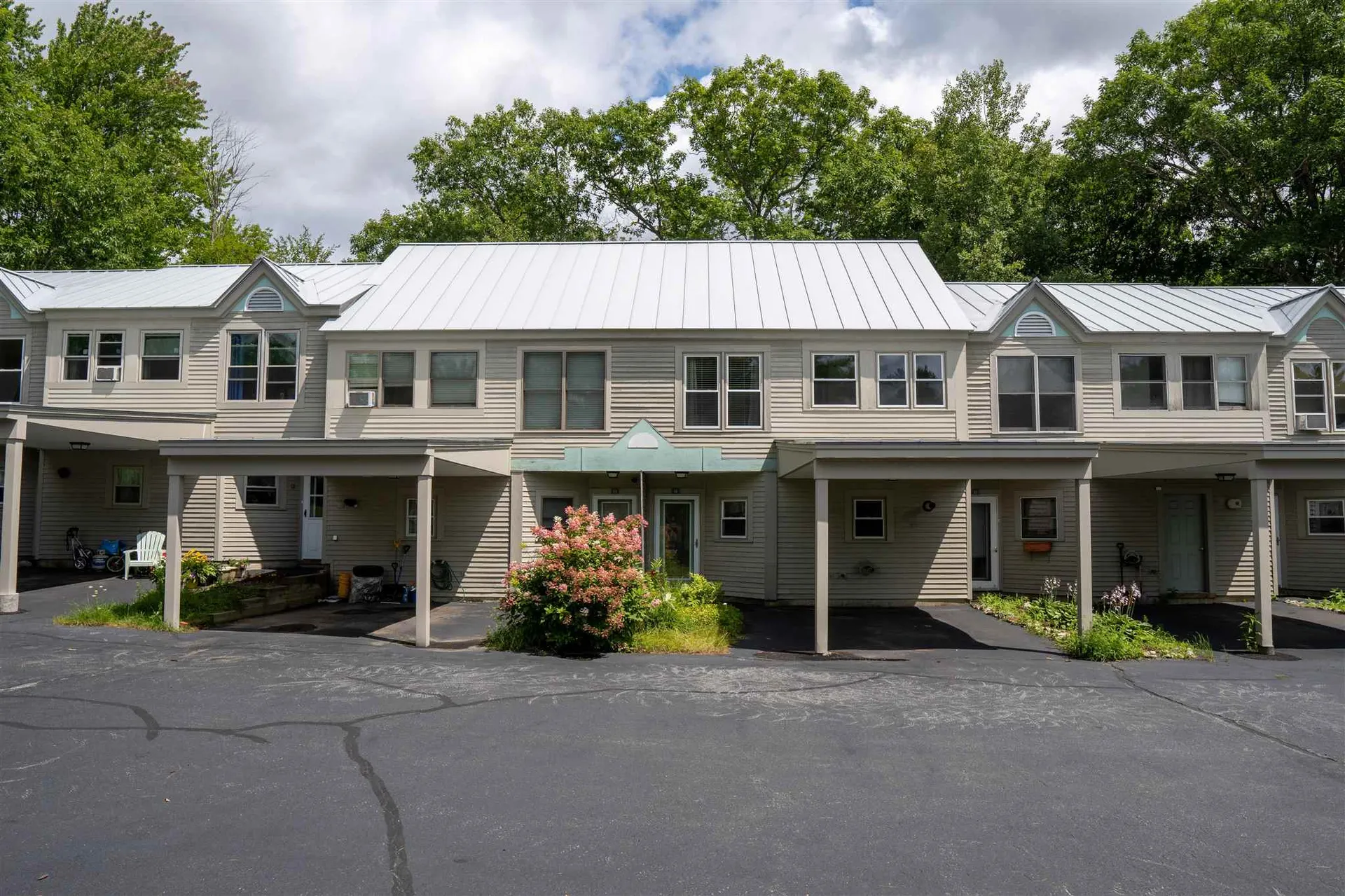 40 Wolf Road Lebanon NH 03766