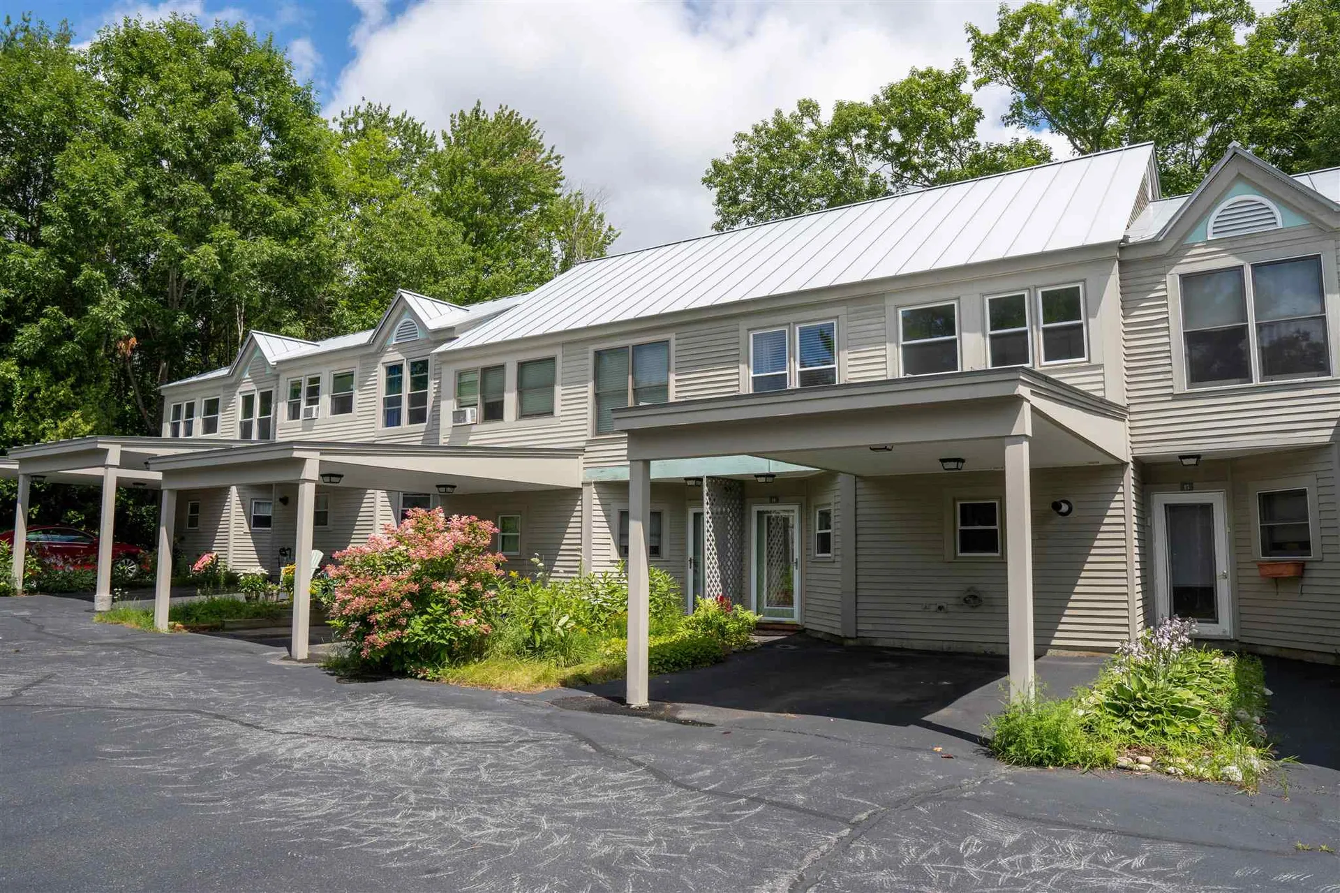 40 Wolf Road Lebanon NH 03766