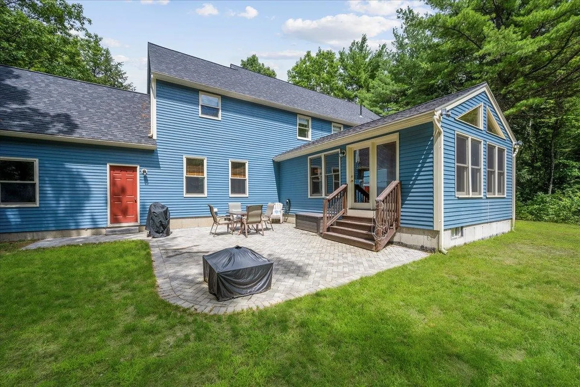 6 Currier Drive Bow NH 03304