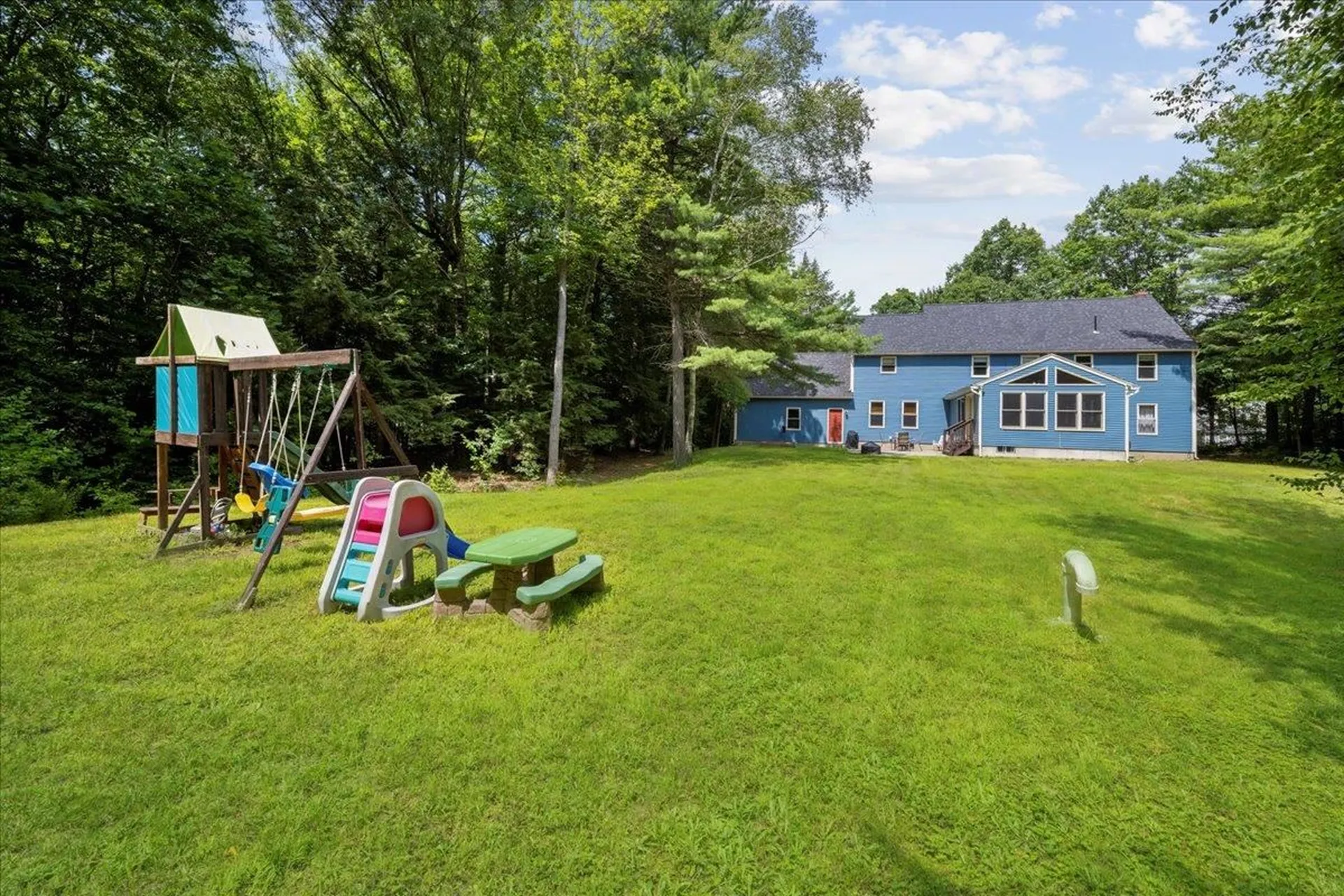 6 Currier Drive Bow NH 03304