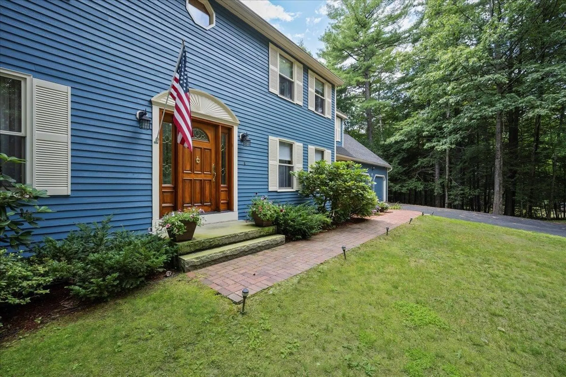 6 Currier Drive Bow NH 03304