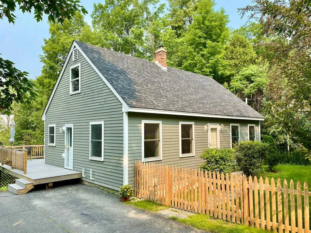 13 Wolf Road Lebanon NH 03766