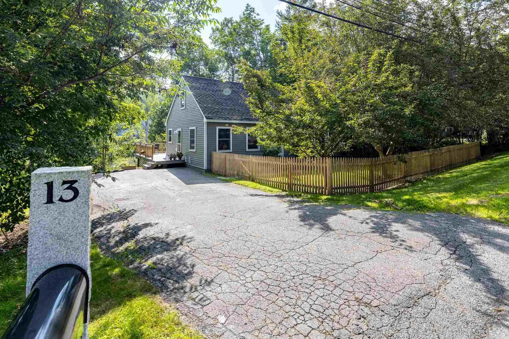 13 Wolf Road Lebanon NH 03766