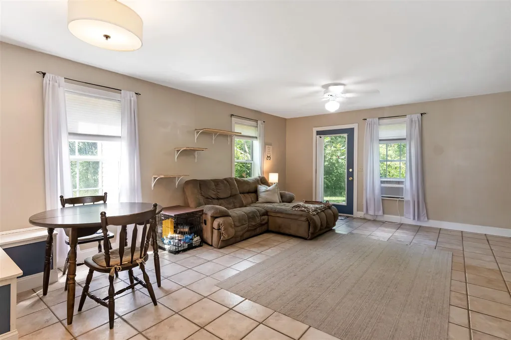 43 Colonial Road Fairfax VT 05454