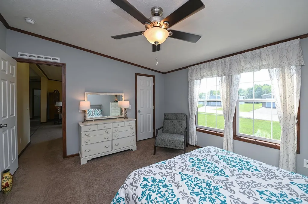 24 Meredith Drive Hampstead NH 03841