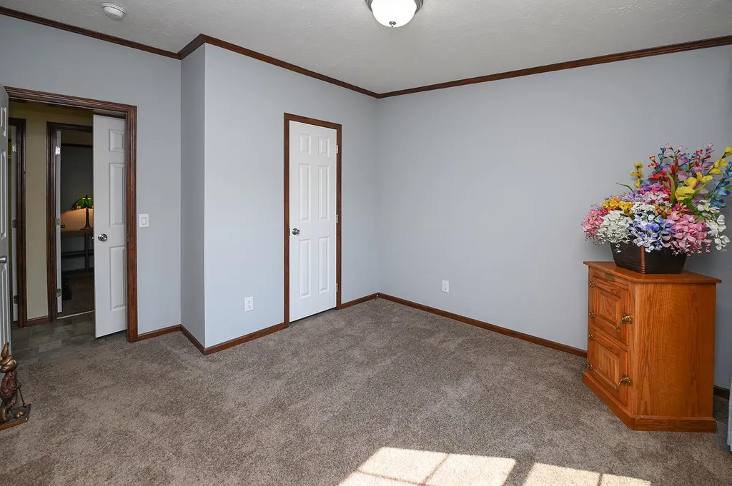 24 Meredith Drive Hampstead NH 03841