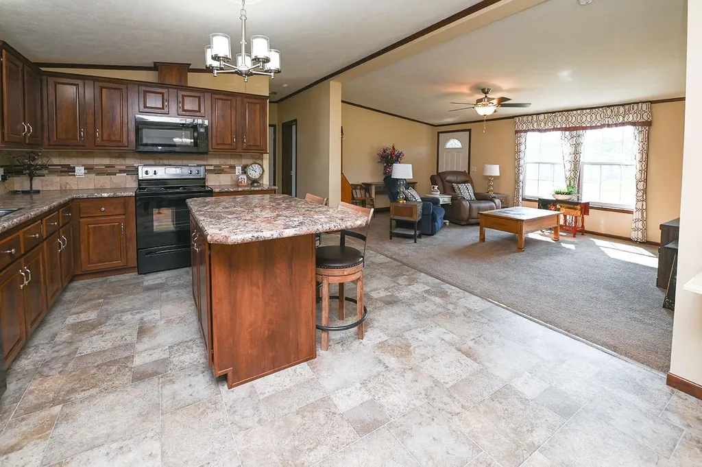 24 Meredith Drive Hampstead NH 03841