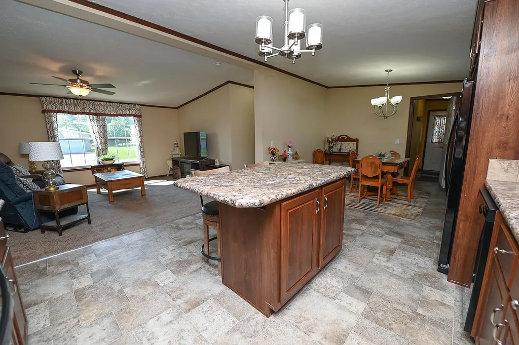 24 Meredith Drive Hampstead NH 03841