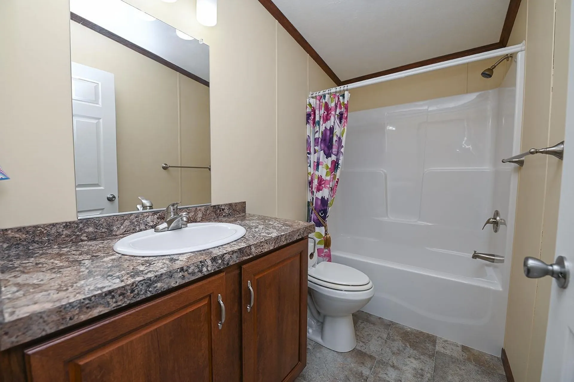 24 Meredith Drive Hampstead NH 03841